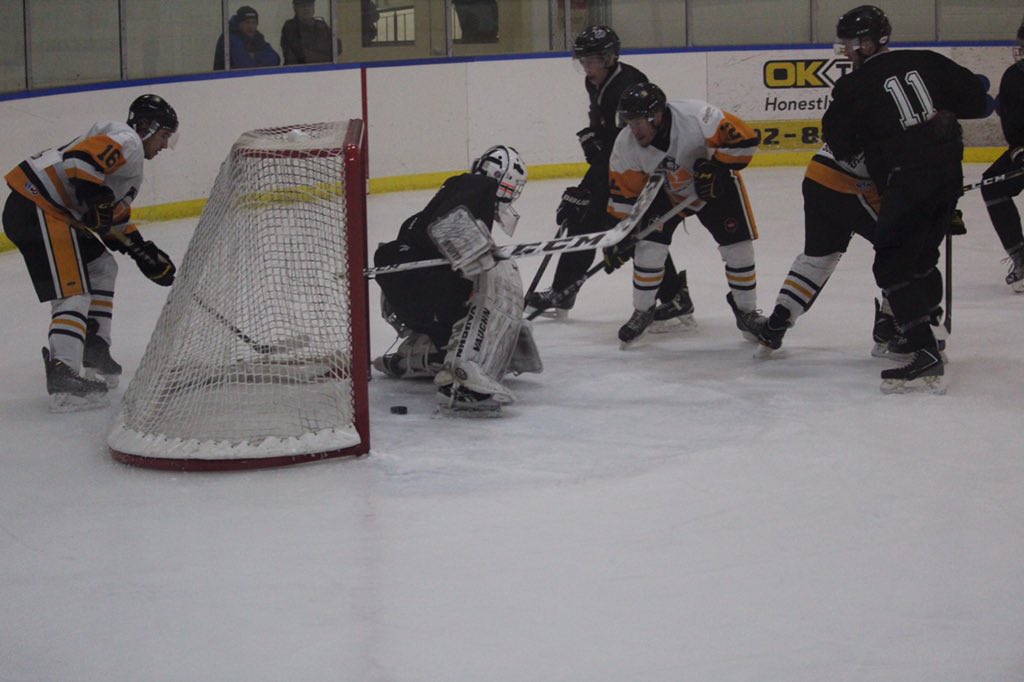 ReprtrPatHealey's tweet photo. The @EHPensJrC crowned the Knights from #Sackville tonight @EastHantsSports in Lantz 14-1 final. Here’s some game shots from the digital camera. Pens host Cumberland at 3 pm Saturday. Sources tell me Santa is back! #bringthekiddos #EastHants https://t.co/SuUcx0MUgY