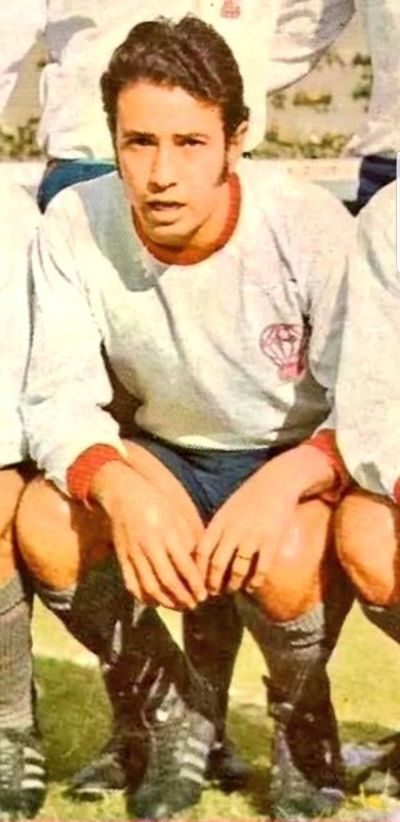 HuracanRetro's tweet photo. ⚠️#Efemérides Un día como hoy en 1962
Con 17 años debutaba en #Huracán el Mono #Obberti 🐒
76 Partidos 26 goles⚽️ 1962/69 https://t.co/4pJrSWwUtR