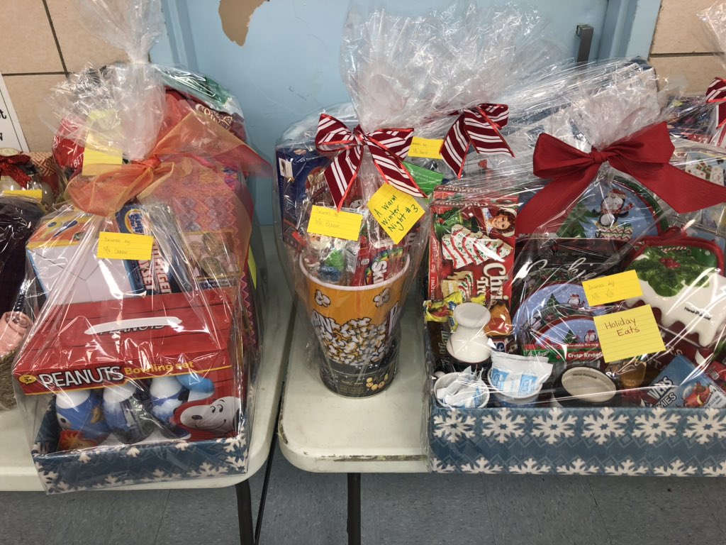 Community School 300 tweet media