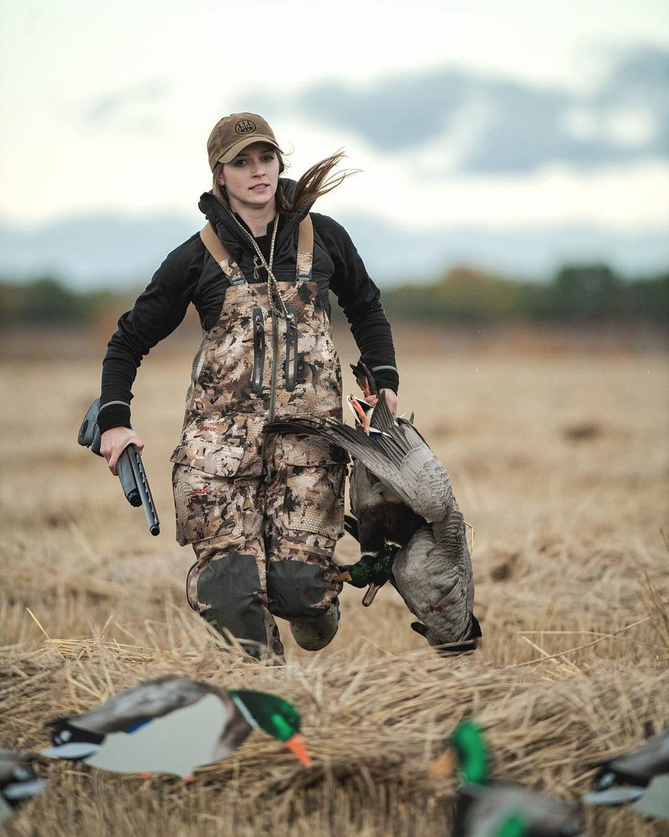 “Do not follow where the path may lead. Go where there is no path... and leave a trail” 👊🏼
@beretta_usa // #BerettaTribe #A400XPlusTT
📷 @colinphotogram // @rockhousemotion
#Repost @_caraharper