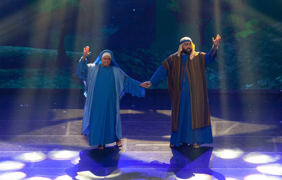 championforest's tweet image. Spectacular! #cfbcchristmas