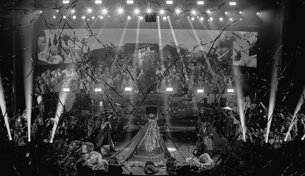 championforest's tweet image. Spectacular! #cfbcchristmas