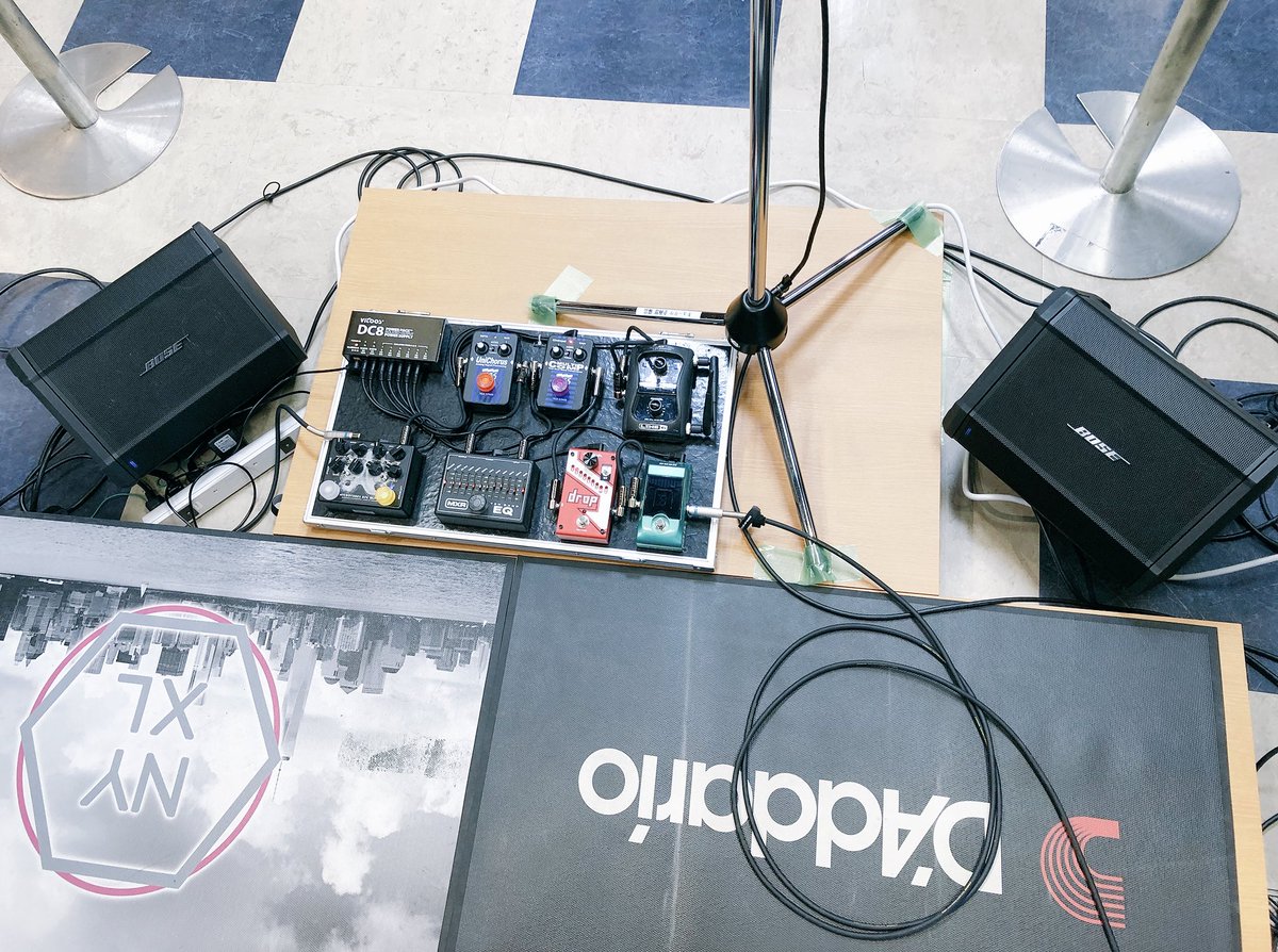 kyoritsucorp's tweet photo. #ロックイン新宿 店さんにて #LOVEBITES #miho さんによる #daddario #darkglass インストアイベント開催。今日も#BOSE セットアップでお届けします。
#s1pro #l1compact https://t.co/6IGc1G1FLz