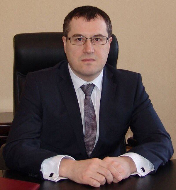Сергей Ковригин провел прием граждан в День Конституции
«Мы внимательно выслушали каждого человека, каждое поступившее обращение индивидуально и требует детального изучения. Безусловно, мы разберемся в каждом конкретном случае и постараемся помочь людям», -сказал Сергей Ковригин.