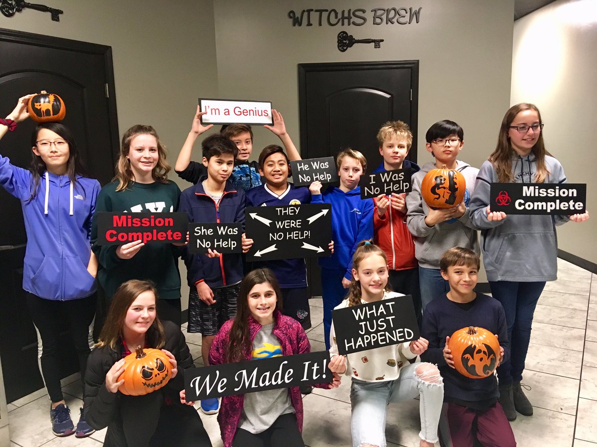 CGBD_SwimTeam's tweet photo. The Prep Swimmers tested their smarts tonight and completed the mission at Mission Escape!
#cgbdstrong #smartandfast #cgbdswimming #missionescape #missioncomplete #prep https://t.co/fmCAYd5loc