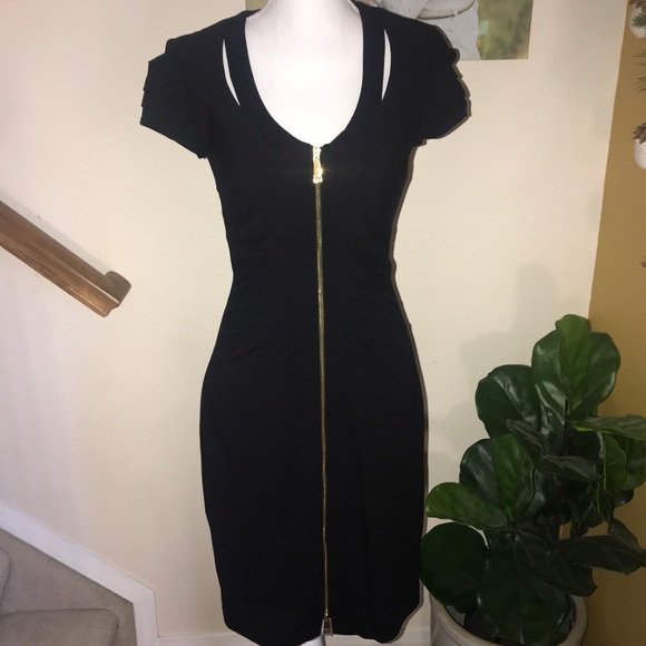 wardrobechanges's tweet image. So good I had to share! Check out all the items I'm loving on @Poshmarkapp #poshmark #fashion #style #shopmycloset #cache #anthropologie: bnc.lt/focc/ybLXKg5XpS