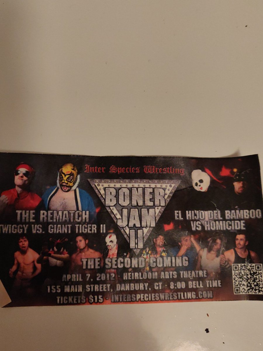 RingsideSteve's tweet photo. @ISDub This has been on my fridge for 6 1/2 years now https://t.co/5UWjQhsRrN