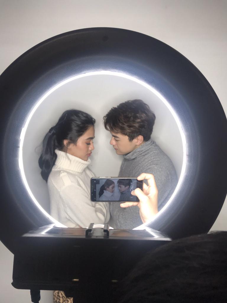 KierVi :) they start.
IPAGLABAN MO, SIFY, ASENTADO, pero di sila ang bida. Meron pa sa PERMALU
Ngayun nag Ka ALBUM NA. 
Sana sa umaabot na journey. 
teleserye na kayu na talaga ang Main Bida.. 
Aabangan ko talaga
#KierViOnMYXLiveChat