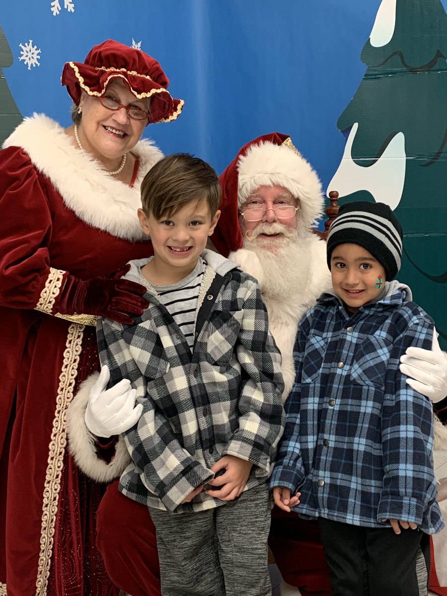 MrsHarp_OH (@mrsharp_oh) on Twitter photo Jett and Noah at #FamilyFunNight at <a href="/BeesArbolita/">Arbolita VAPA Academy Bees</a>! They had a great time with Santa and Mrs. Claus! #arbolitabees #LHCSD Jett and Noah at #FamilyFunNight at <a href="/BeesArbolita/">Arbolita VAPA Academy Bees</a>! They had a great time with Santa and Mrs. Claus! #arbolitabees #LHCSD