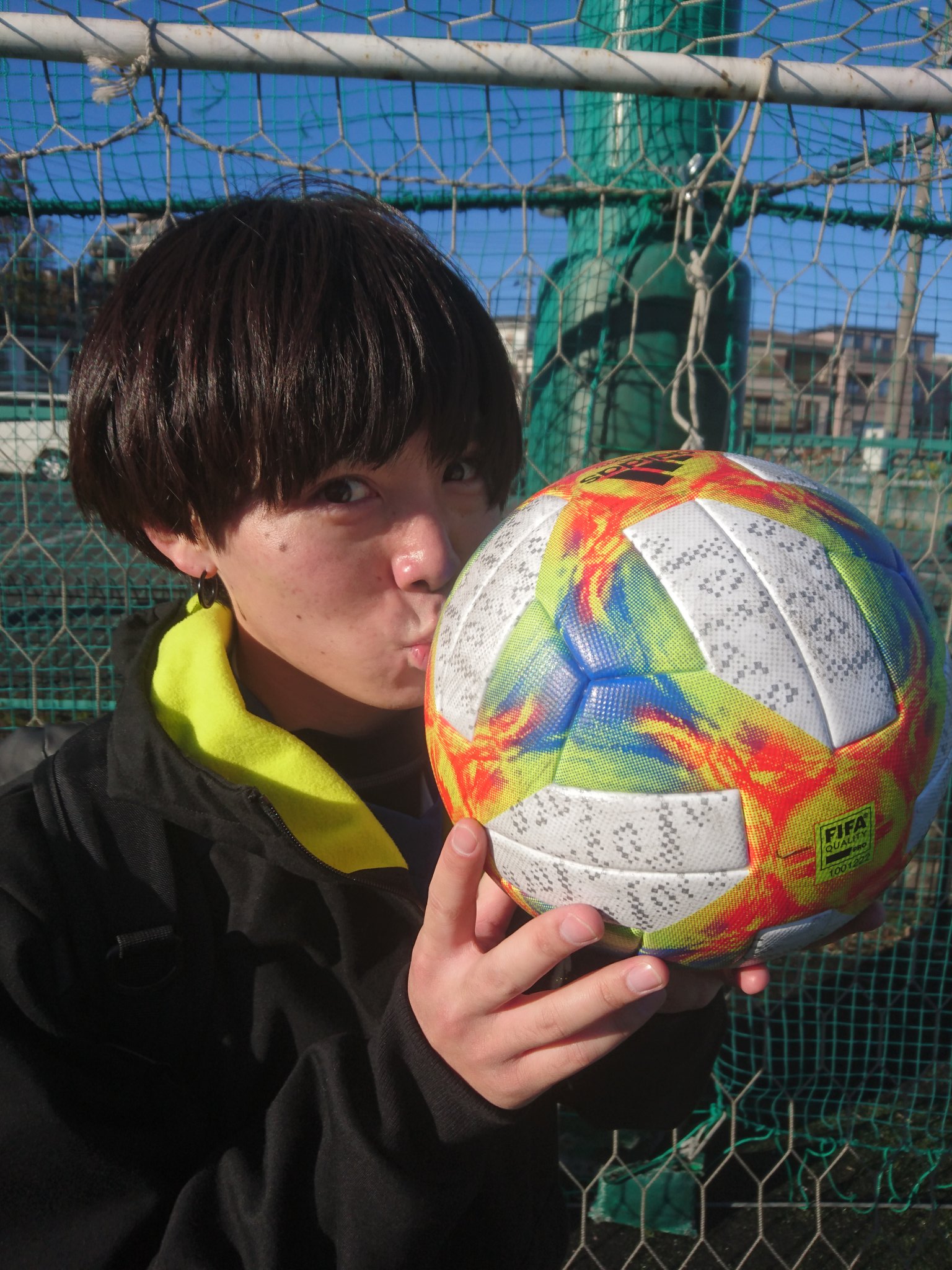 りーぶるサッカー部 つーちゃん Fifaクラブワールドカップで現在使用されているfifa公式球 コネクト19 を購入してレビューしてみました マジでこのボールヤバい 近いうちに動画出るので 動画お楽しみに サッカー Fifa コネクト19 クラブ