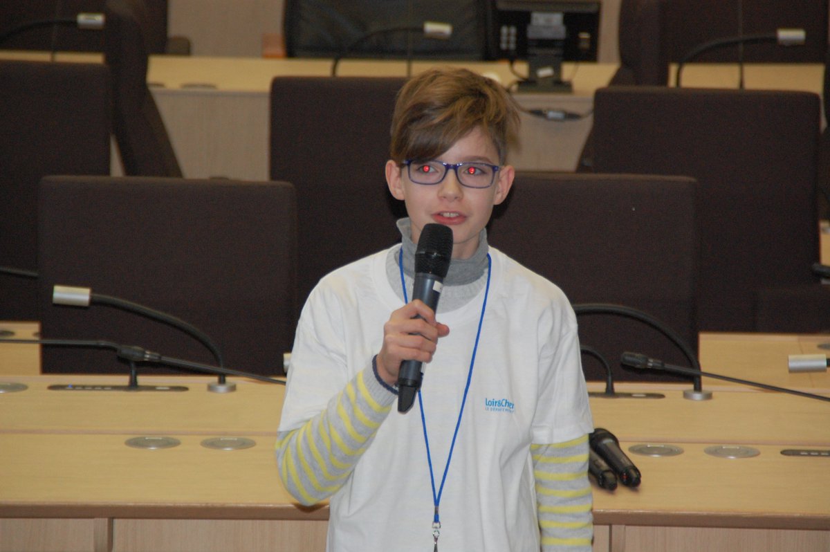 LoiretCherTech's tweet photo. Pichs P2 - au #StartupTeens41 #SwTeens41 https://t.co/4GzxBWT5aB