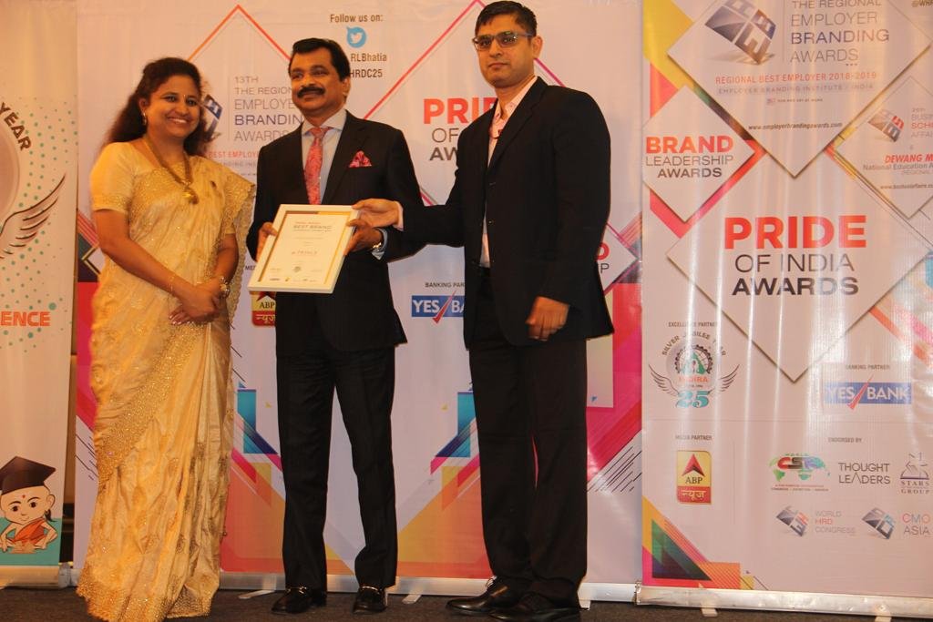 PRINCEJEWELERY's tweet photo. Marking milestones since 1933!

Prince Jewellery has been presented with the Brand Leadership Award at the Tamil Nadu Best Brand Leadership Awards 2018. Kudos and Congratulations to the Prince Jewellery family for the newest addition to the trophy cabinet. https://t.co/X3sMeBIGOE