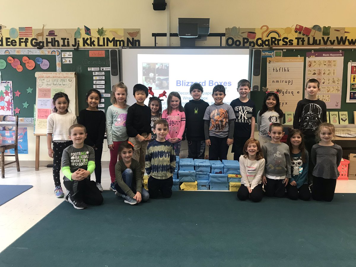 HeidiRHill's tweet photo. So grateful for our class families for donations to make Blizzard Boxes for Meal on Wheels. @WOSnews #blizzardbox https://t.co/B2Ok1MobwM