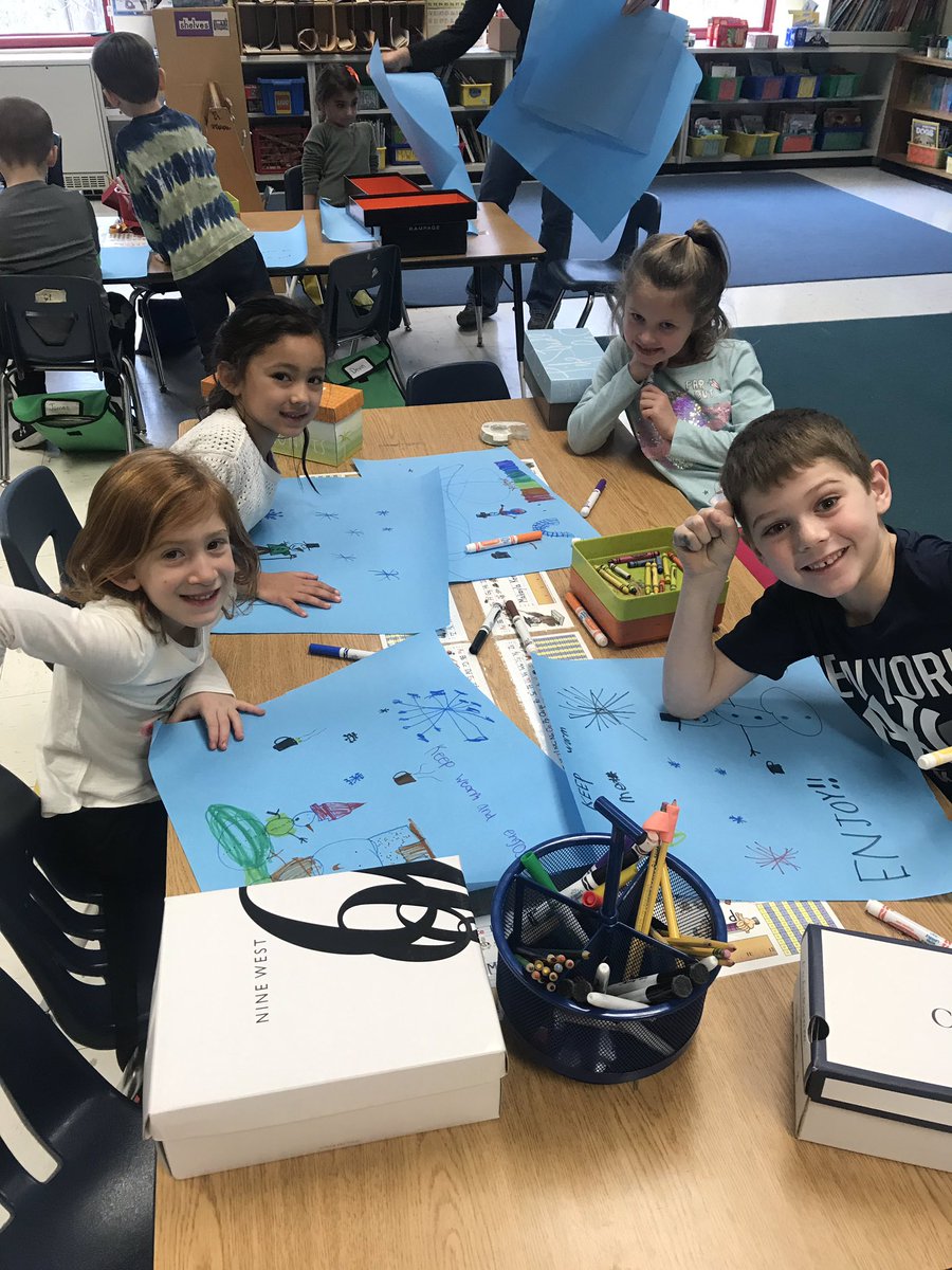 HeidiRHill's tweet photo. So grateful for our class families for donations to make Blizzard Boxes for Meal on Wheels. @WOSnews #blizzardbox https://t.co/B2Ok1MobwM