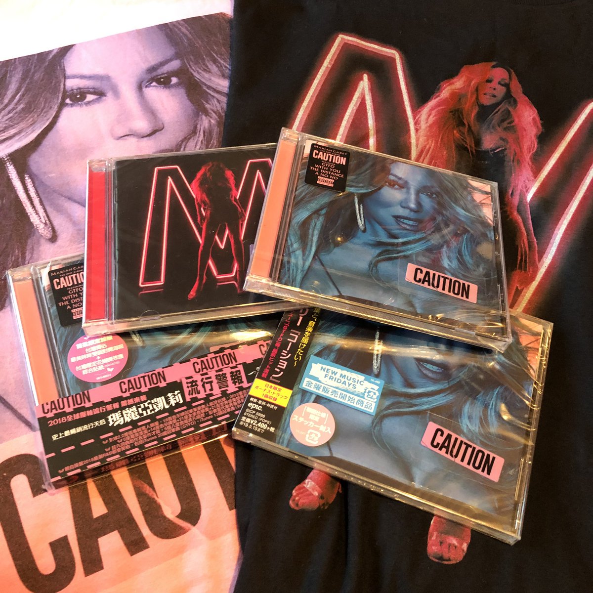 BUSAPAR3's tweet photo. Proceed with #caution bundles have started to arrive! Order and support the new album https://t.co/j2NU6AjFiO #MariahCarey #justiceforaiwfciy #justiceforglitter #Caution #Mimi #Lamb #Lambily #makemywishcometrue @MariahCarey https://t.co/bCRgaYWBEI