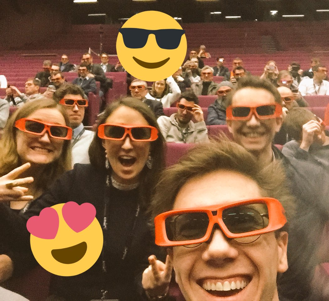 SFARTHROJunior's tweet photo. Exceptionnelle session Relive Dissection 3D ! On est chaud !
#SFA18 #3D #lunettesrouges https://t.co/PhrNYmRrpB