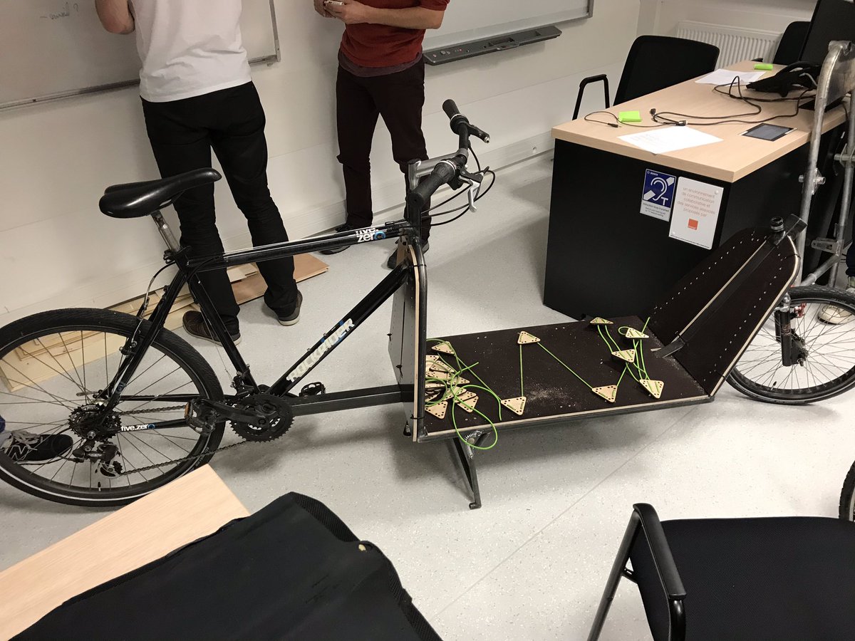 LabFabfr's tweet photo. Restitution du projet vélo cargo open-source à partir du projet de @leroymerlinfr et de @LaPetiteRennes au #camposv #makers #Rennes https://t.co/kzP4w1ZpiD