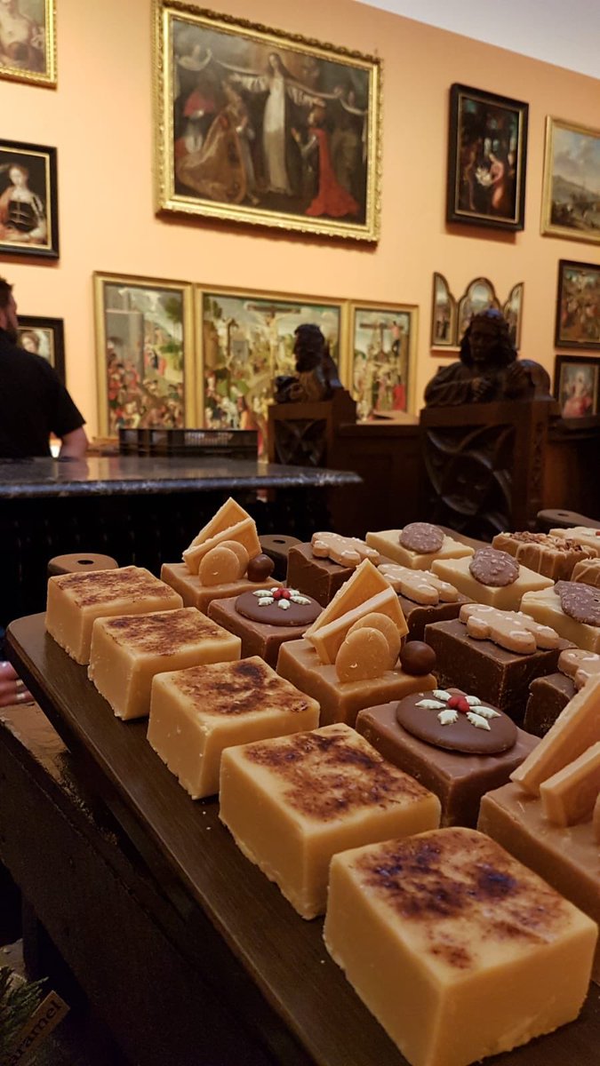 TheFudgeParlour's tweet photo. Spot the works of art #fudges #chocolate #hotchocolatemix #bowesmuseum #barnardcastle @TheBowesMuseum #chrismasmarket https://t.co/EQGr2yrFsQ