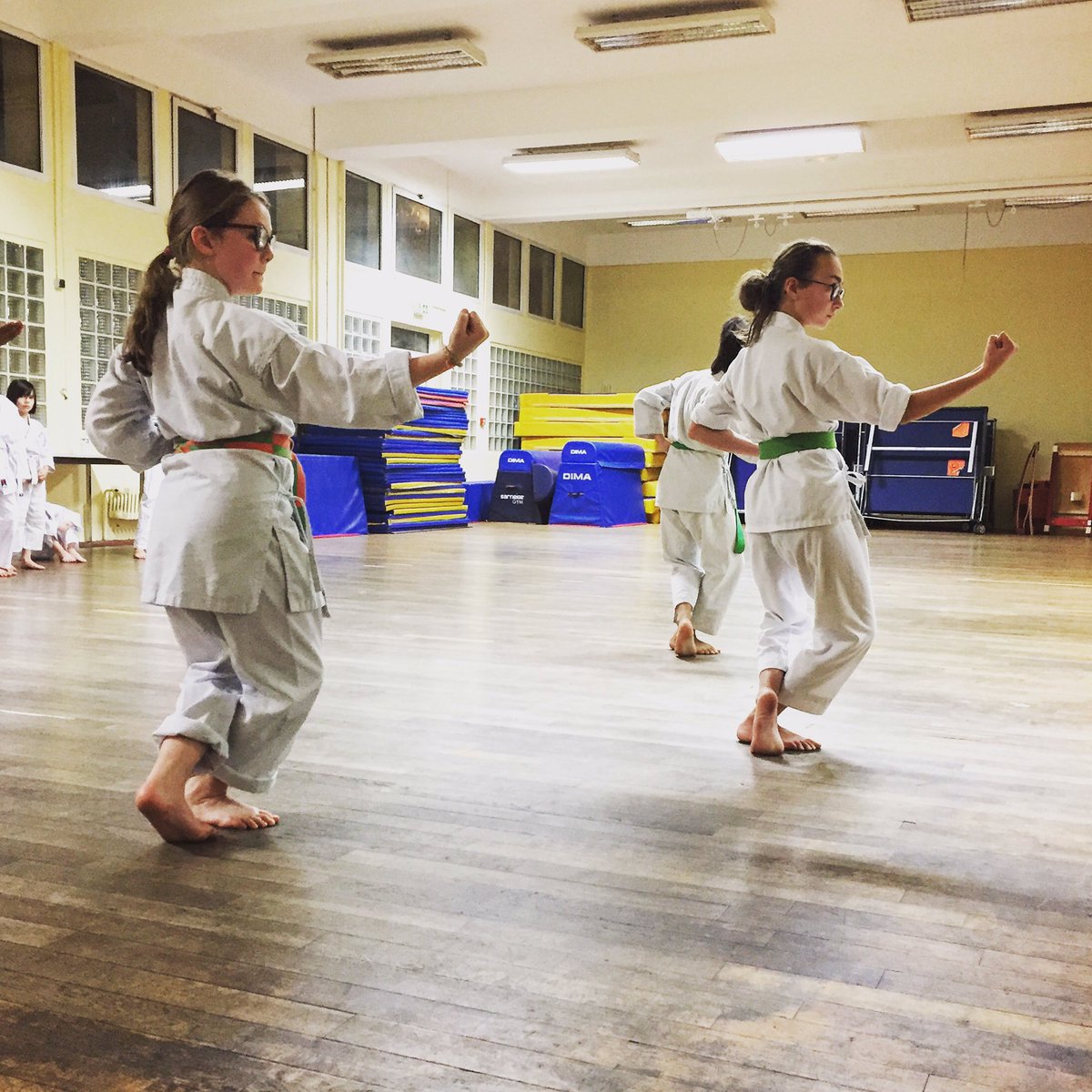 skcj94340's tweet photo. Non, le karaté n’est pas un sport de garçon ! 👧🏻🥋👊🏻 #karatejoinville #karate #skcj94340 #shotokanjoinville #bodykarate #pilates #joinvillelepont #instamoment #instagram #girlpower #yodan https://t.co/Dc2fQJ2aJx