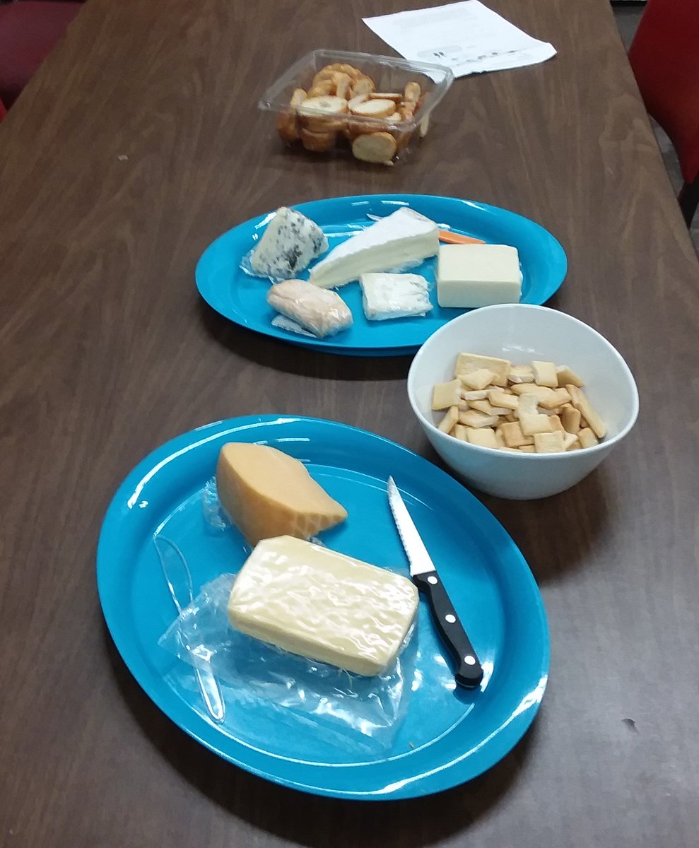 GermJuggler's tweet photo. #MicrobeLunch to celebrate the end of #BioSci3319 #MicrobiologyLab got delayed a few days but better late than never. Always a fun time sharing lots of #MicrobialGoodness @SandTBioSci https://t.co/QsGvzMFWkD