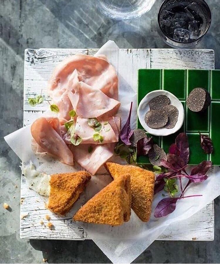 popolosydney's tweet photo. Mozzarella in Carozza 🤘Is it just us or does everyone start thinking about crumbed deep fried mozzarella sandwiches, mortadella e truffle in a ⛈. Join us NYE 2018 book@marta.com.au #cucinaromana #allroadsleadtomarta #wheninmarta #romanfood https://t.co/DNIdxSVuii