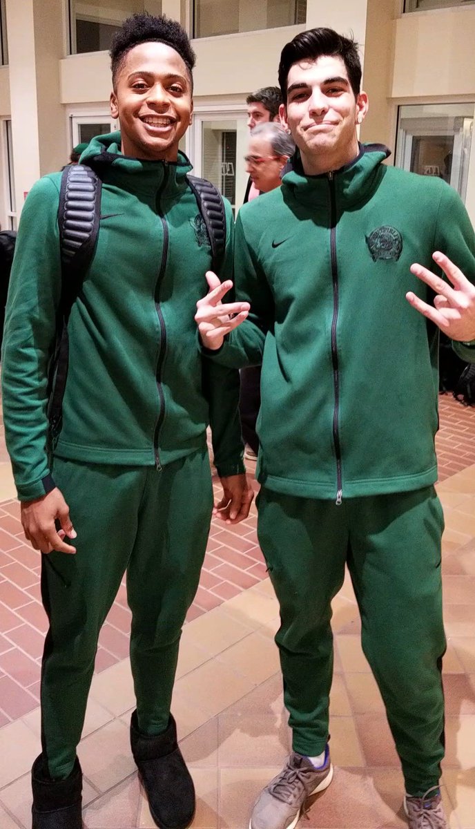 MrsConstanceT's tweet photo. @PrepHoopsMO #Fridaynightstandouts #2019 #prephoopsmo Down by 16 in the 4th qtr, seniors Luther Taylor (19pts) and Dimitri Margolis (26pts) lead the Whitfield Warriors to a 66-62 win over Troy Buchanan at the GAC/Suburban Challenge #Lindenwood https://t.co/eh4p2I9xpe