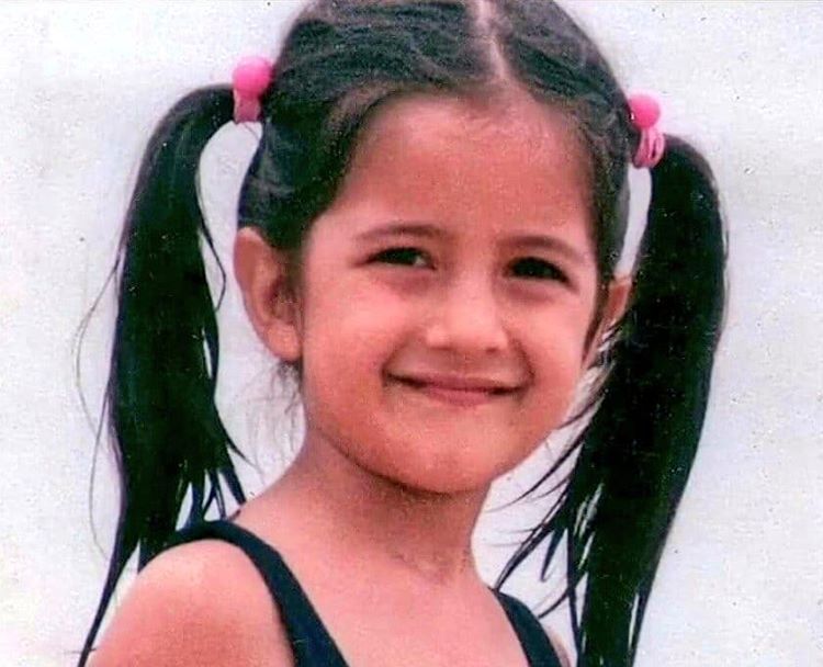 SRKsZaara's tweet image. #6DaysToZero