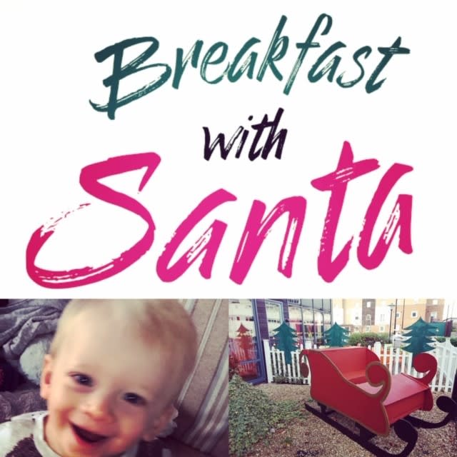 Harvester_CBay's tweet photo. Check out Santa's sleigh (weather permitted) and join Santa in his grotto 9-11am

Book a table for the family...
https://t.co/wbigCUlWP7 https://t.co/EVdX7qpQEO
