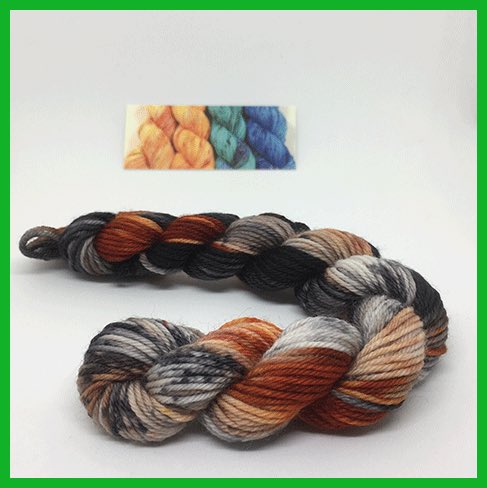 ChestnutCabin's tweet photo. Day fourteen of our #adventcalendar a collaboration between @Fiberystar @cq_handmade and myself. This day the mini is dyed by myself. #starfiberstudio #cqhandmade #chestnutcabin https://t.co/Klax7wTh8u