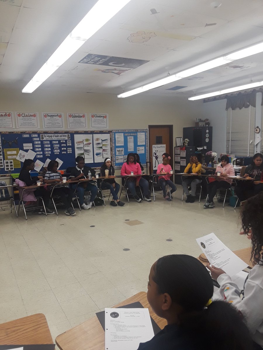 BTMSTigers's tweet photo. Our BTMS TAG Beta club braced cold weather to have their monthly meeting. #TaskerTAG #Rocks BTMS TAG led by Erb-Applemam/Clarke-Green https://t.co/m78q2M5EWL