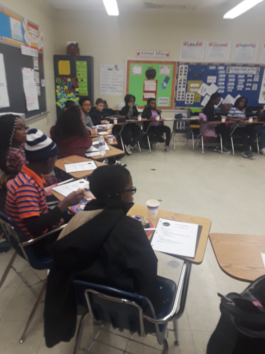 BTMSTigers's tweet photo. Our BTMS TAG Beta club braced cold weather to have their monthly meeting. #TaskerTAG #Rocks BTMS TAG led by Erb-Applemam/Clarke-Green https://t.co/m78q2M5EWL