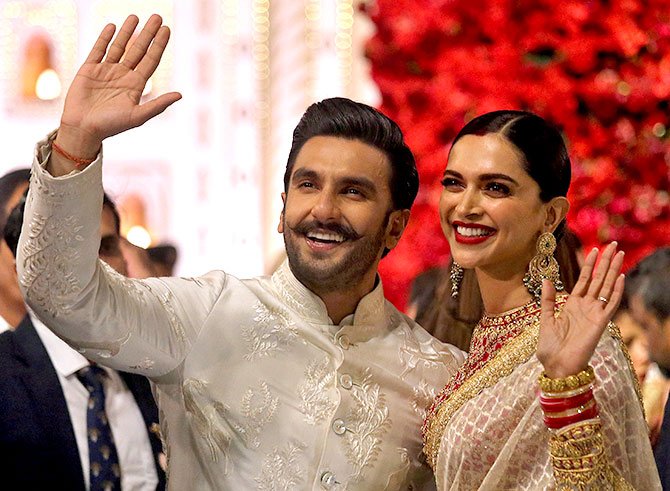 Bollywood - Page 2 DucMHOcW0AAV6rW