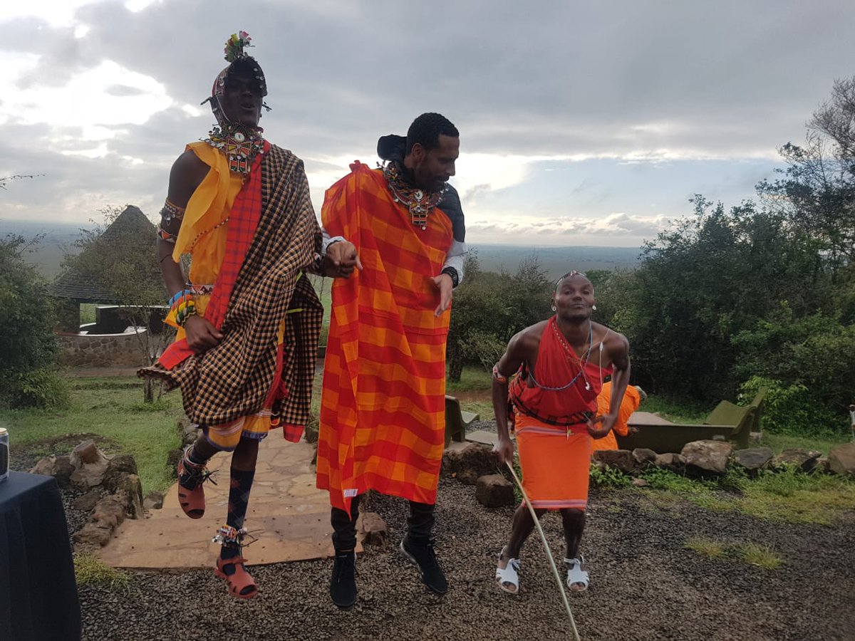 .<a href="/England/">England</a> and <a href="/ManUtd/">Manchester United</a> legend <a href="/rioferdy5/">Rio Ferdinand</a> enjoying breakfast at the World's Wildlife Capital - Nairobi National Park this #SaturdayMorning #TuwekeMpangoni