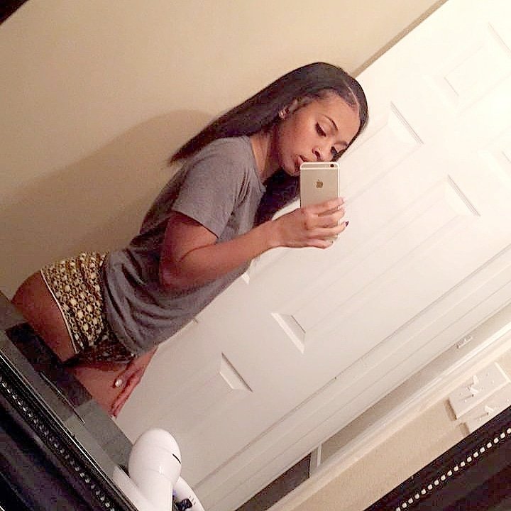 LilYellaSavage's tweet photo. I can love you better 😜🖤💛

Sc:OgLilJoscelin
Ig:_prettyyella_
#Singleee https://t.co/q4QPmZg3YE