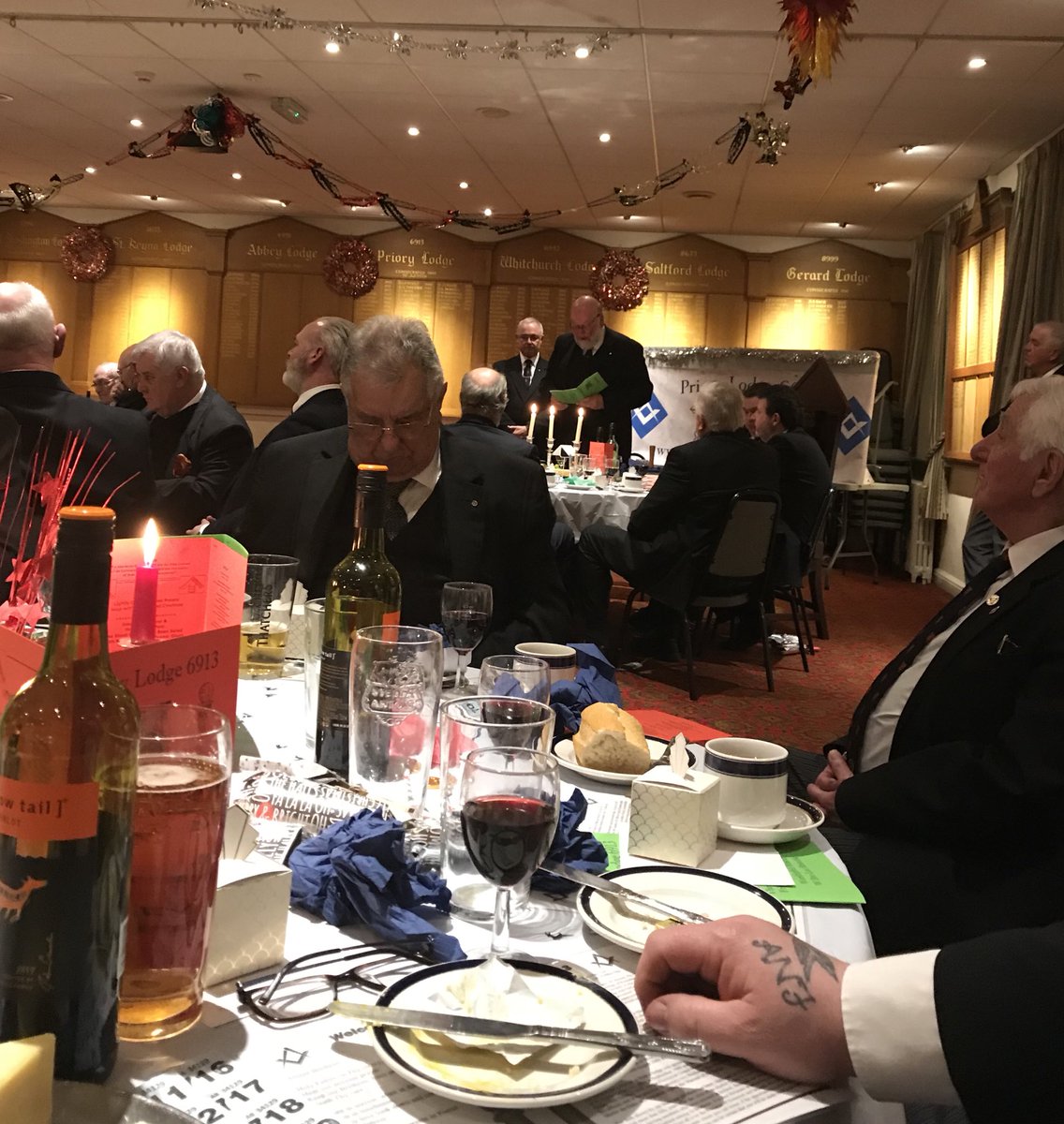 priorylodge6913's tweet image. Great evening for the Lodge with W Bro Lee Brimble taking the Masters Chair for the second time. The Lodge were honoured to receive the DPGM. VW Bro John Winston and the whole evening had the Christmas Spirit about it.