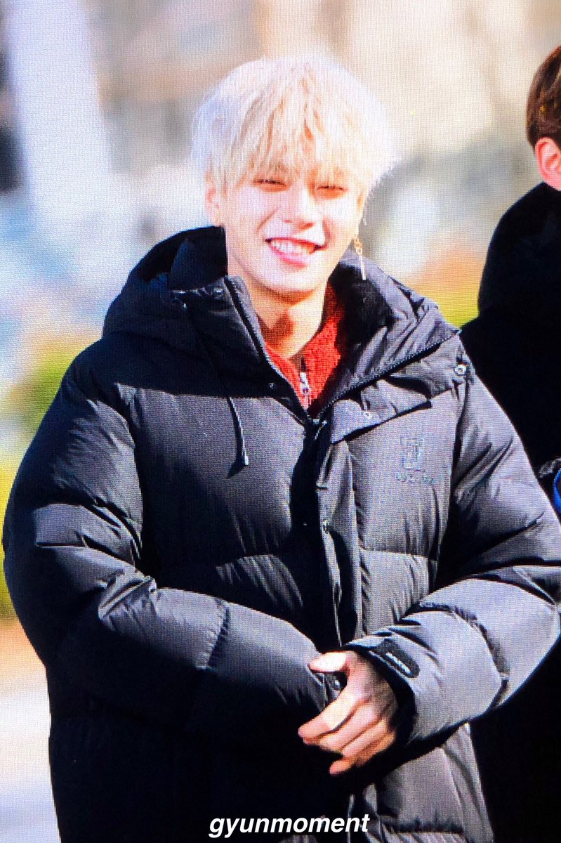 GYUNMOMENT's tweet photo. 181215 #JBJ95 #김상균 #상균 #HOME 
오늘 공손한 쿼카같았던 상균니💕 https://t.co/FNoRBqOZFO