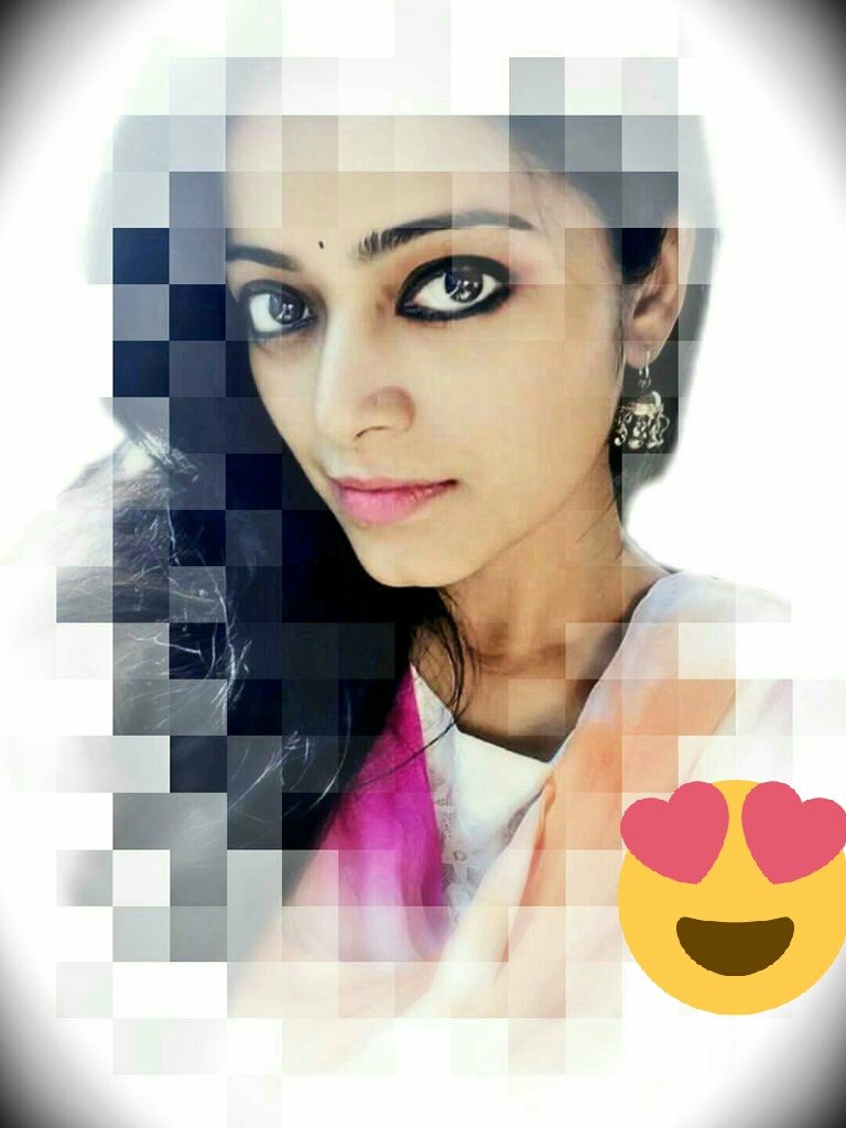 HemzyD's tweet photo. @jan_iyer 
When #Pixels attacked...😎❤❤💪 https://t.co/YLXF6FILvj