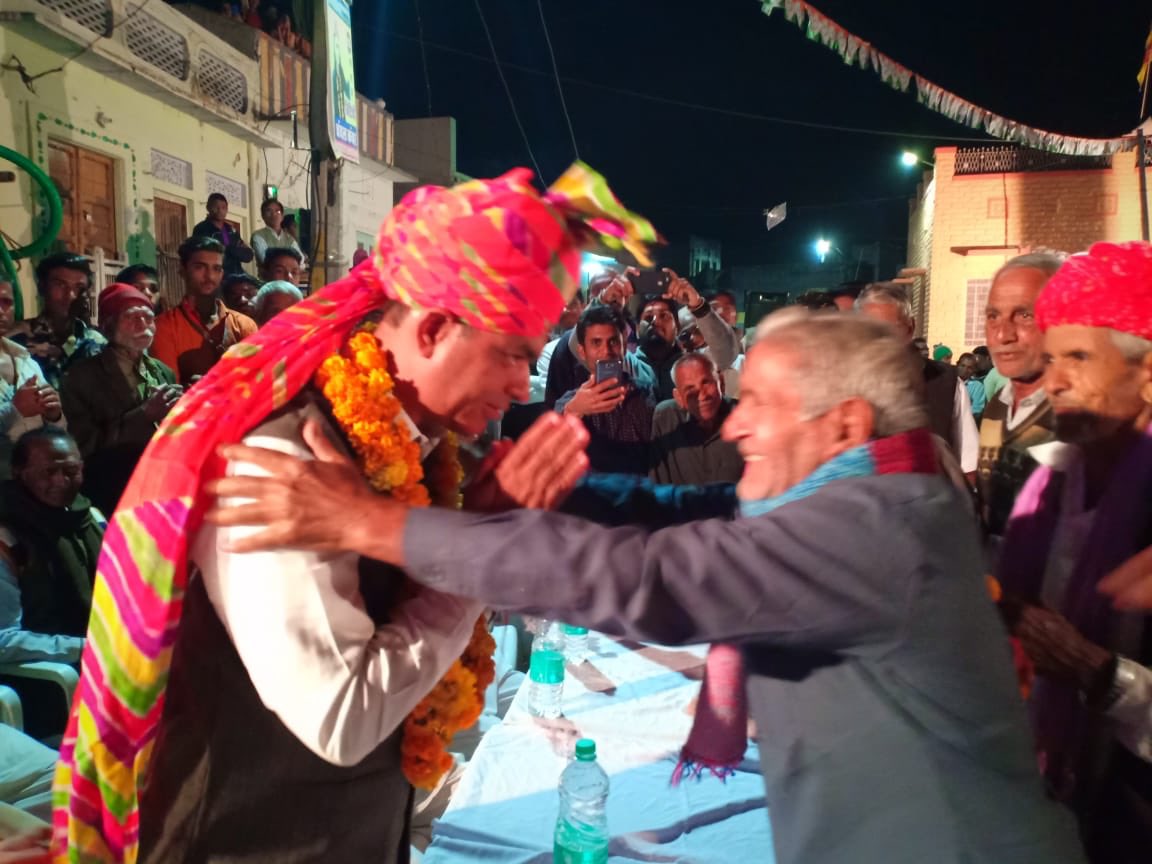 स्थानीय स्तर पर एक मजबूत विपक्ष की भूमिका अदा की
#ChetanDudiForCabinetMinister
<a href="/RahulGandhi/">Rahul Gandhi</a> <a href="/ashokgehlot51/">Ashok Gehlot</a> <a href="/ahmedpatel/">Ahmed Patel Memorial</a>  <a href="/SachinPilot/">Sachin Pilot</a> <a href="/kcvenugopalmp/">K C Venugopal</a> <a href="/avinashpandeinc/">Avinash Pande</a> <a href="/qazinizamuddin/">Qazi Nizamuddin</a> <a href="/JitendraINC/">𝐉𝐈𝐓𝐄𝐍𝐃𝐑𝐀 𝐌𝐄𝐄𝐍𝐀</a>