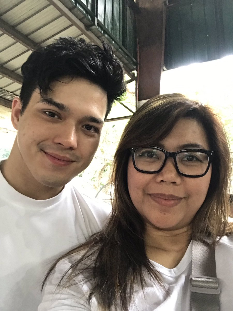 Thank you, Moe..I’m so glad I was able to drop by...I hope to see you (again) in Toronto soon! :)
#ElmoMagalona #TeamELMO