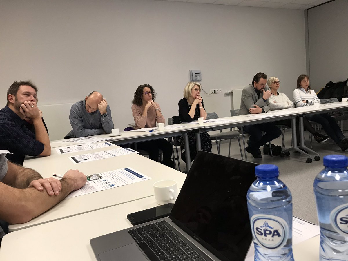 stlefebvre's tweet photo. Le CHR de Verviers poursuit sa transformation... matinée de travail avec les médecins et le personnel soignant de plusieurs unités, pour finaliser un projet médical et de soins encore mieux adapté aux attentes des patients #evolution #orientationpatients #verviers #qualité https://t.co/Ok6pBDpug0