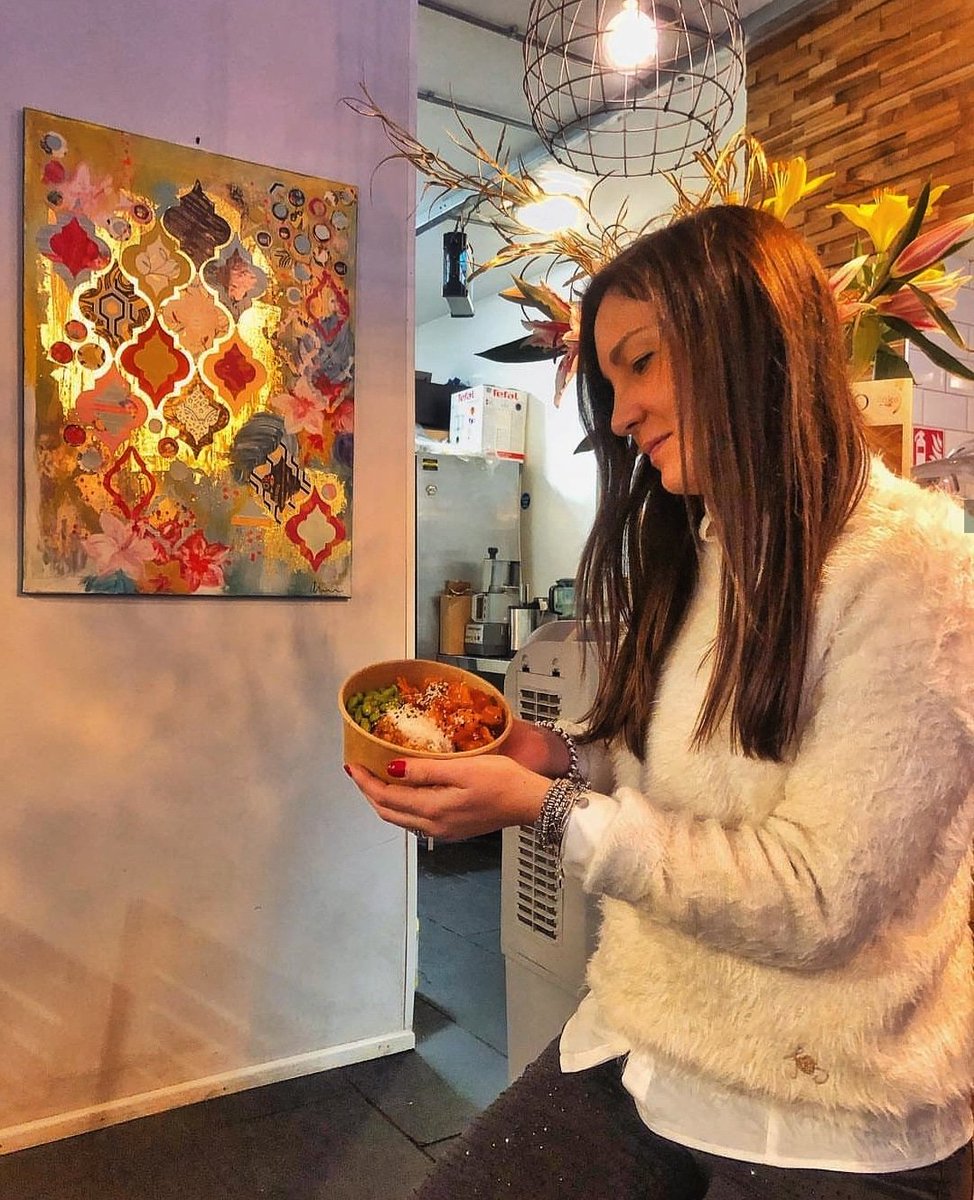 This is how we all look at our Poké bowls!

So full of love and admiration 😍

#OkéPoké