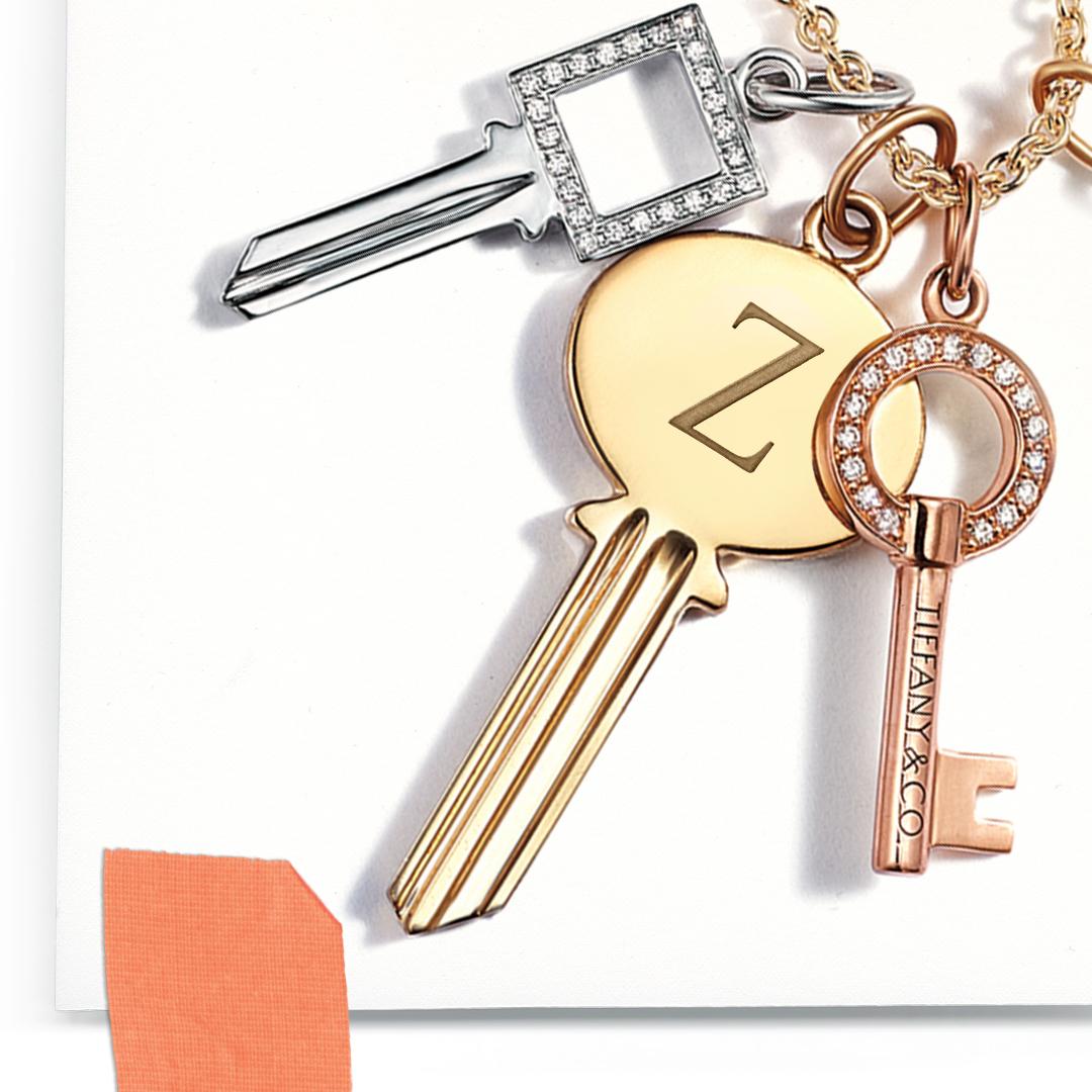 Everyone needs a spare. #TiffanyKeys make for a haute holiday homecoming. Shop holiday gifts: tco.nyc/FJ8UTp #BelieveInDreams #ATiffanyHoliday