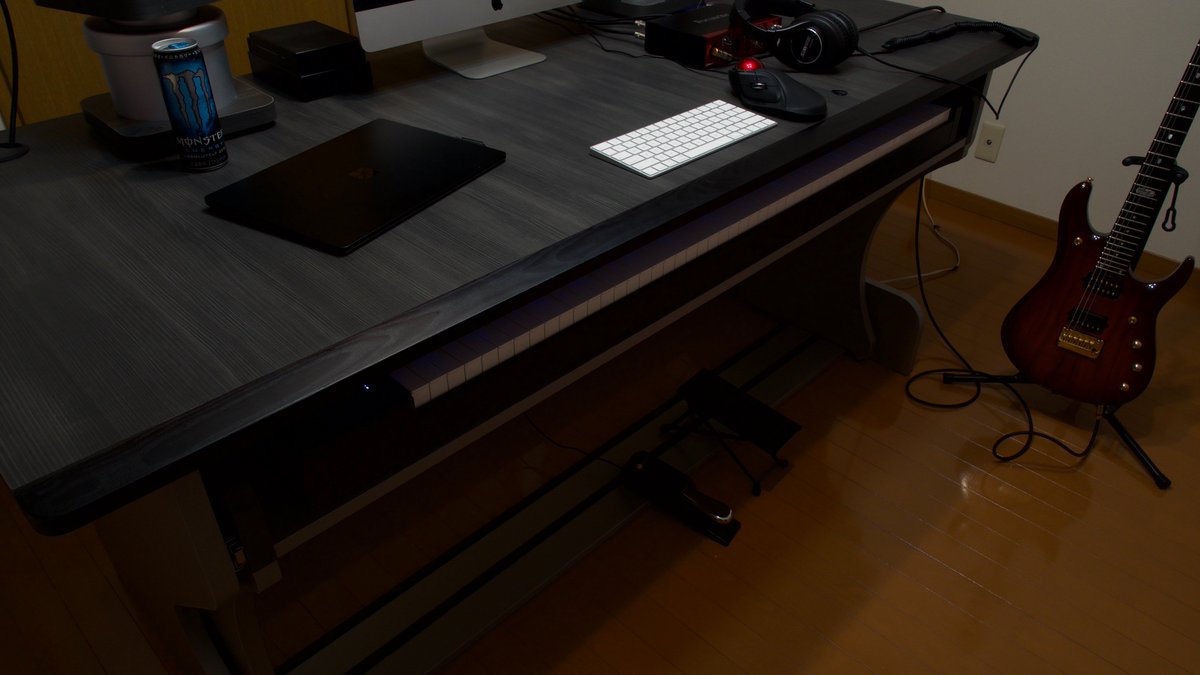 88鍵が入るドロワー付きDTMデスクZaor MIZA Zを買いました！めっちゃ 