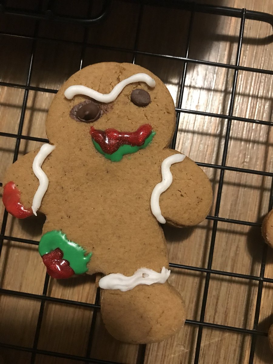 NumbZombieMom's tweet photo. While I am a kick ass baker, I am not a “decorator”... at all. I give to you “Reclining zombies, beach folks, and wtf is that.. there’s blood?” Gingerbread cookies! My kids love them, so my job is done. And no, I don’t sell these abominations, but they taste great.
#ZombiesRule https://t.co/L1zAbLzPM6