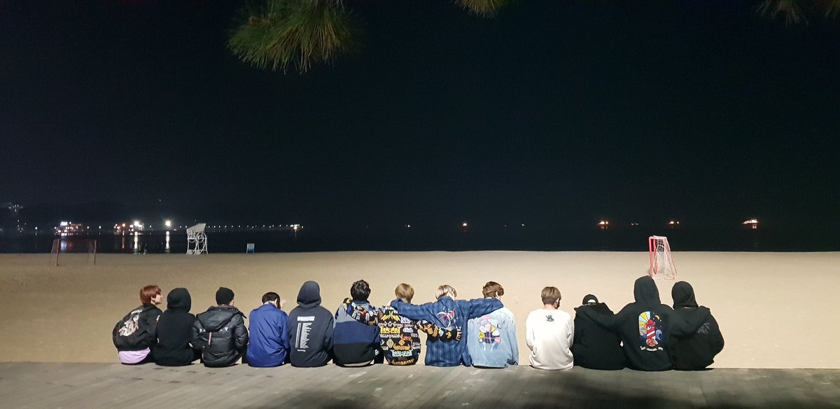 CARAT_J3's tweet photo. ☻05line

☻不思議の国のムンジュンフィ

☻初心者CRARAT

☻濃い絡み希望

初心者Caratですが、仲良くしてください🙇‍♂️✨
 #CARATさんたちと猛烈に絡みたいのでRTした人フォローします
 #CARATさんと繋がりたい 
 #CARATさんたちと猛烈に絡みたいので気になった人お迎え行きます https://t.co/ArpzTDXAWR