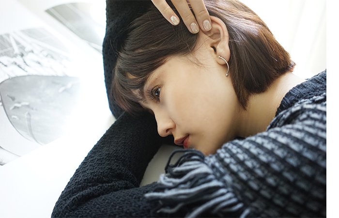 Palmmaisonstore's tweet photo. #ANOTHERFEATHER #アナザーフェザー #emma
耳に沿う様にカーブした形が可愛い片耳ピアス。 付ける穴の位置で、表情が変わるのも◎ STERLING SILVERを使用。
https://t.co/u46kT82rw1
#palmmaison #palmmaisonstore #ピアス #イヤリング #girls #ootd #fashion #instaart https://t.co/T9XRFCef7u