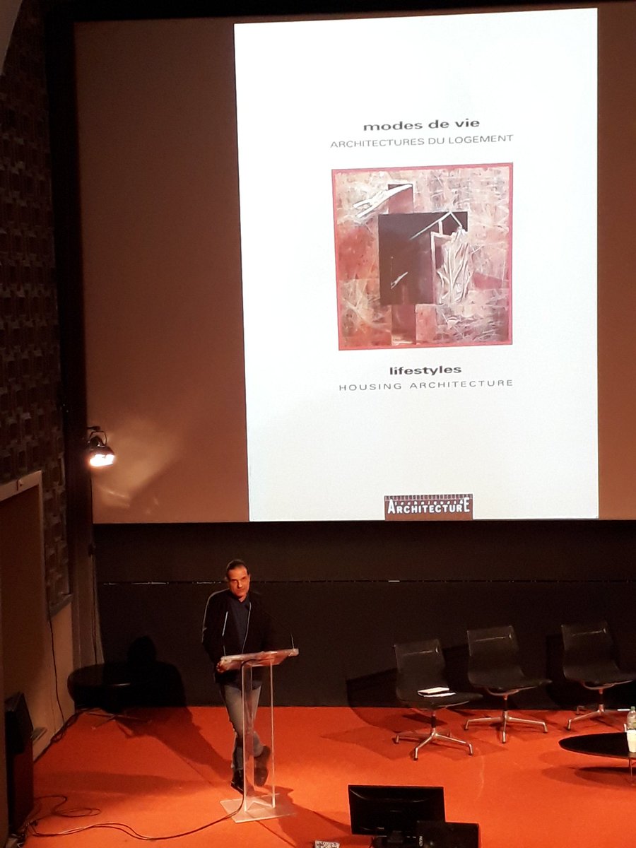 <a href="/SocratesStratis/">Socrates Stratis</a> propose 4 défis pour Europan : le projet (n'est pas l'objet projeté) l'échelle (n'est pas la taille) le translocal (sortir du binaire local/global) la solidarité (adresser les inégalités des villes) #Europan30 #EuropeForCulture