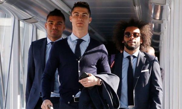 NewspaperFirst's tweet photo. #Marcelo believes #RealMadrid is missing ‘best in the world’ #CristianoRonaldo .
The #Brazilian full-back said Los Blancos still have excellent players in each position, although they do miss the legendary #Portuguese forward.
Read more 👇
https://t.co/k8kT3xTKZp https://t.co/43Zis7kugN