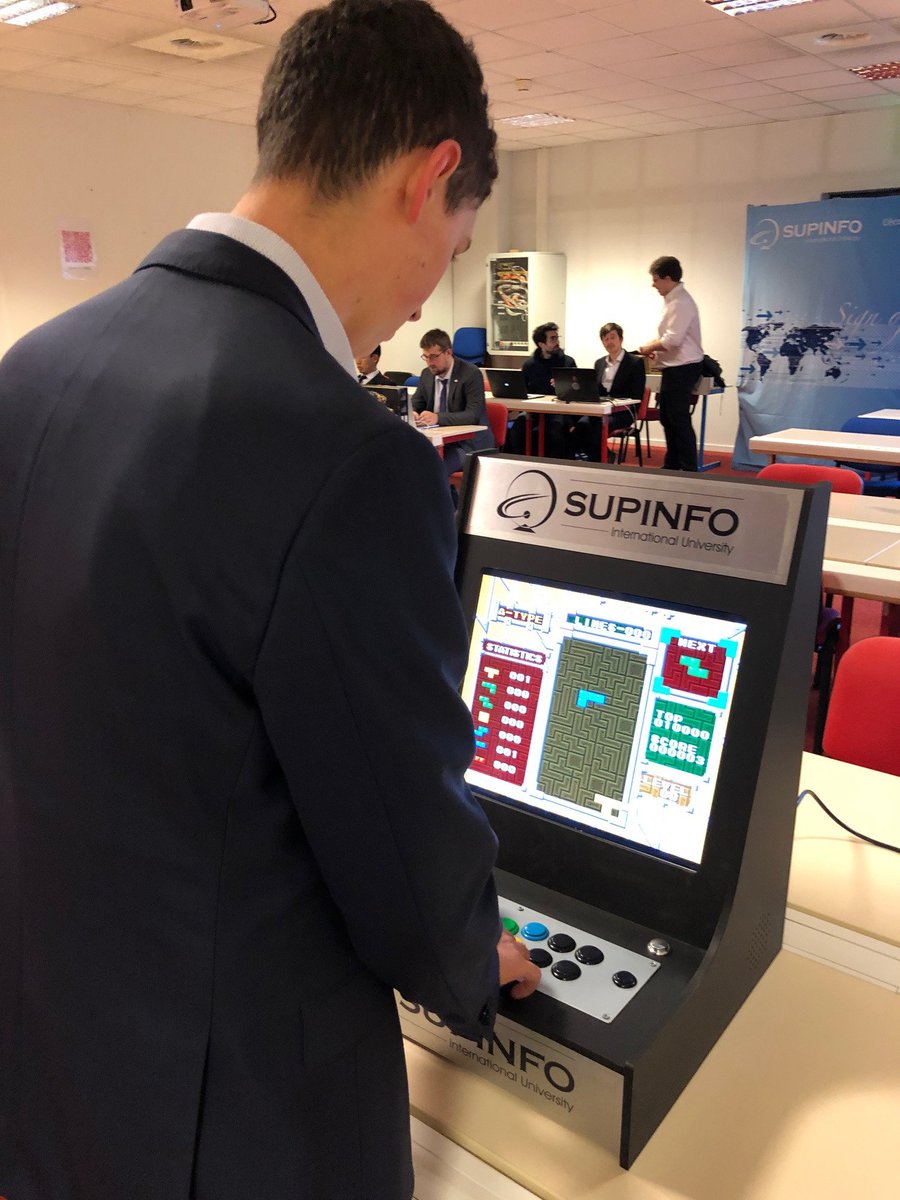 SUPINFO_Stras's tweet photo. Prêts pour la Journée PORTES OUVERTES @SUPINFO_Stras #informatique #innovation #robotique #SUPINFO https://t.co/OZalin0104