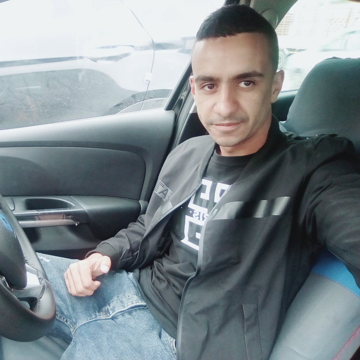 Achrefechaibe's tweet photo. #NouvellePhotoDeProfil https://t.co/tCtjUBVOyf